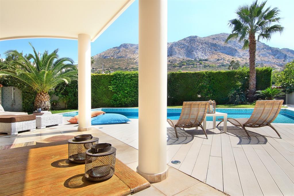 Luxury Villa Sea Melody Palaiá Fókaia Esterno foto
