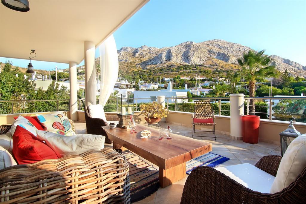 Luxury Villa Sea Melody Palaiá Fókaia Esterno foto