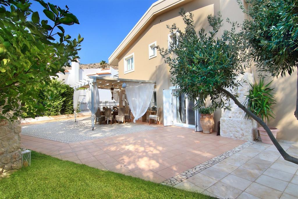 Luxury Villa Sea Melody Palaiá Fókaia Esterno foto